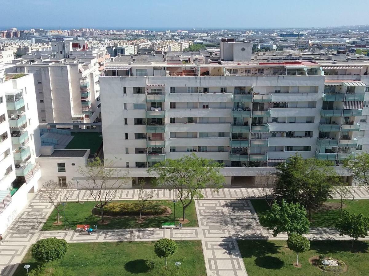 Ferienwohnung Apartamento Teatinos Málaga Exterior foto